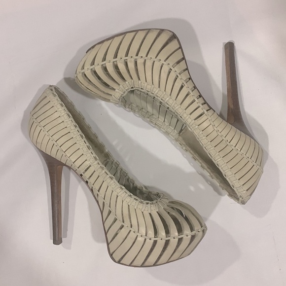 REPORT Signature ‘Calyer’ Slatted Platform Pumps - Picture 2 of 7